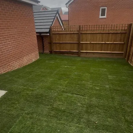 Double En-suite Near Cribbs Causeway ホームステイ *