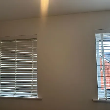 ホームステイ Double En-suite Near Cribbs Causeway